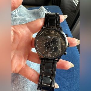 Black men’s fossil watch